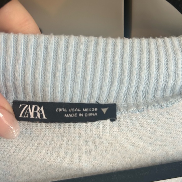 Soft light blue and white Zara Cardigan - Picture 4 of 5